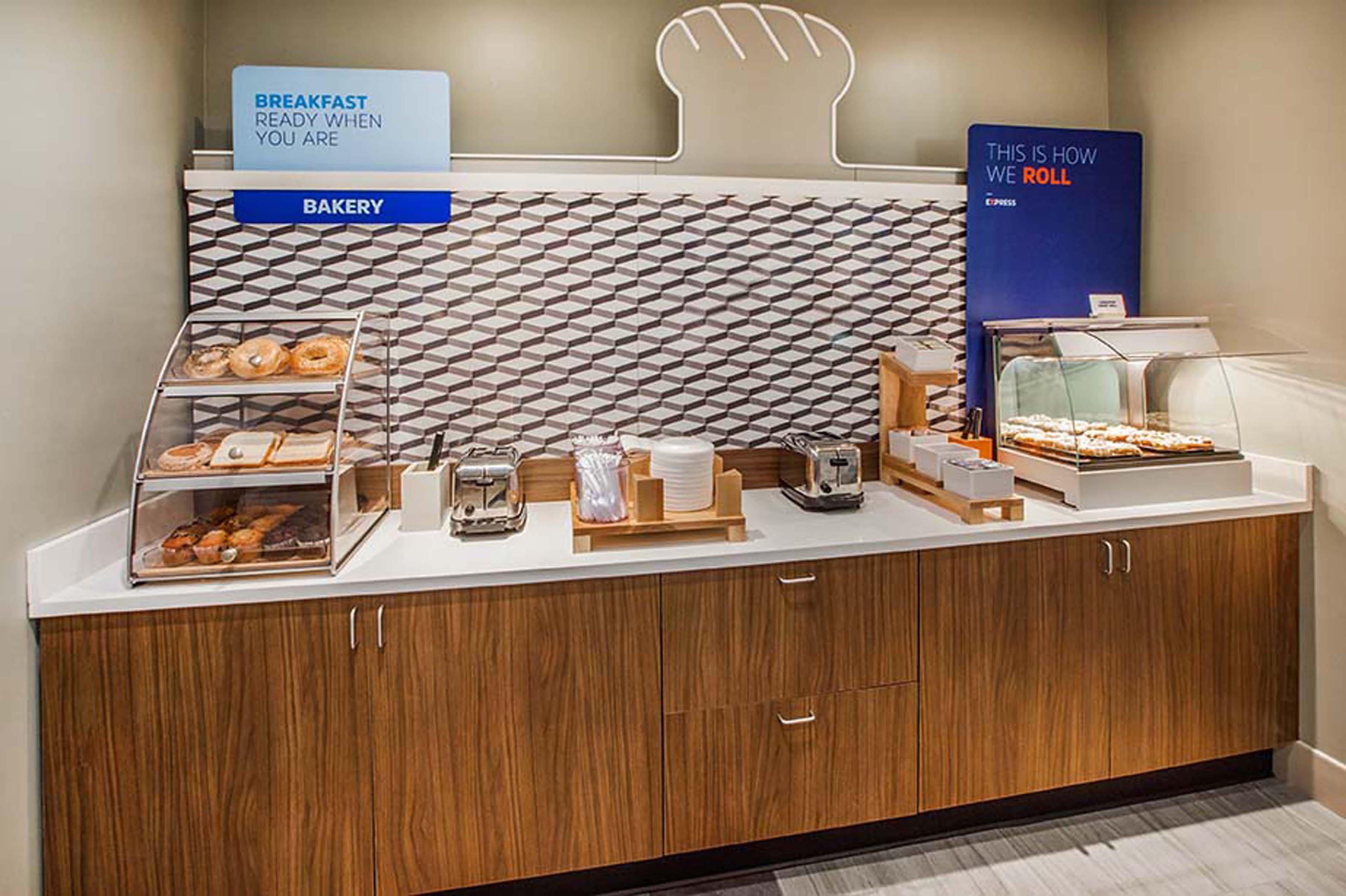 Holiday Inn Express & Suites Knoxville-Farragut By Ihg Buitenkant foto